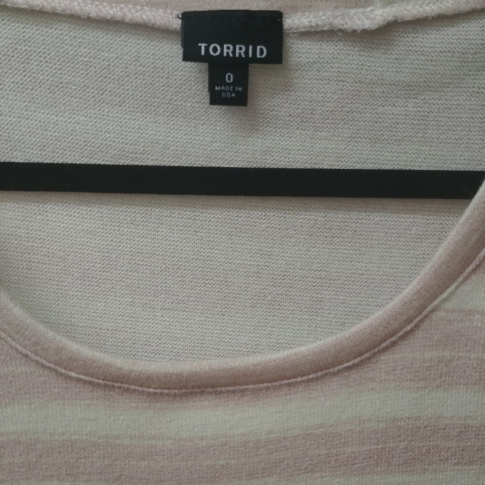 Torrid Top - Picture 3 of 6